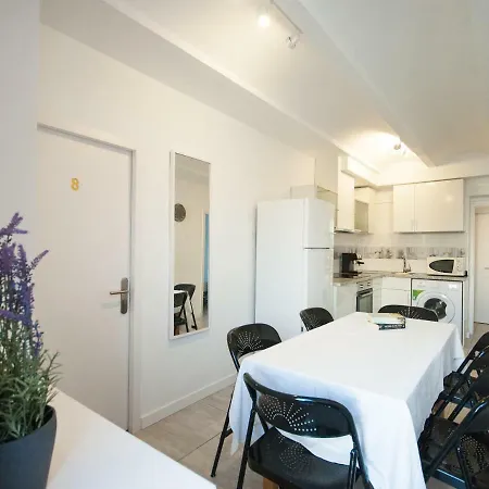Lets Holidays Hostel Cadaques