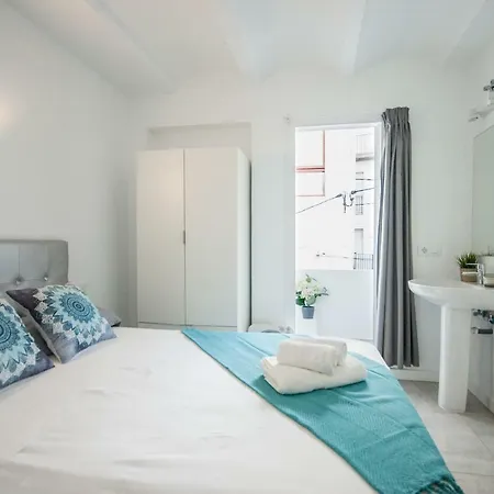 Lets Holidays Hostel Cadaques